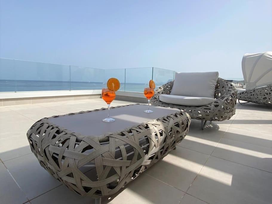 דירות סן רוקה Luxurious Penthouse With Huge Panoramic Terrace מראה חיצוני תמונה